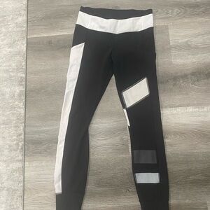 Lululemon Black and White Leggings